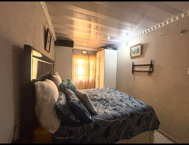 4 BEDROOM HOUSE FOR SALE IN SAVANNA CITY